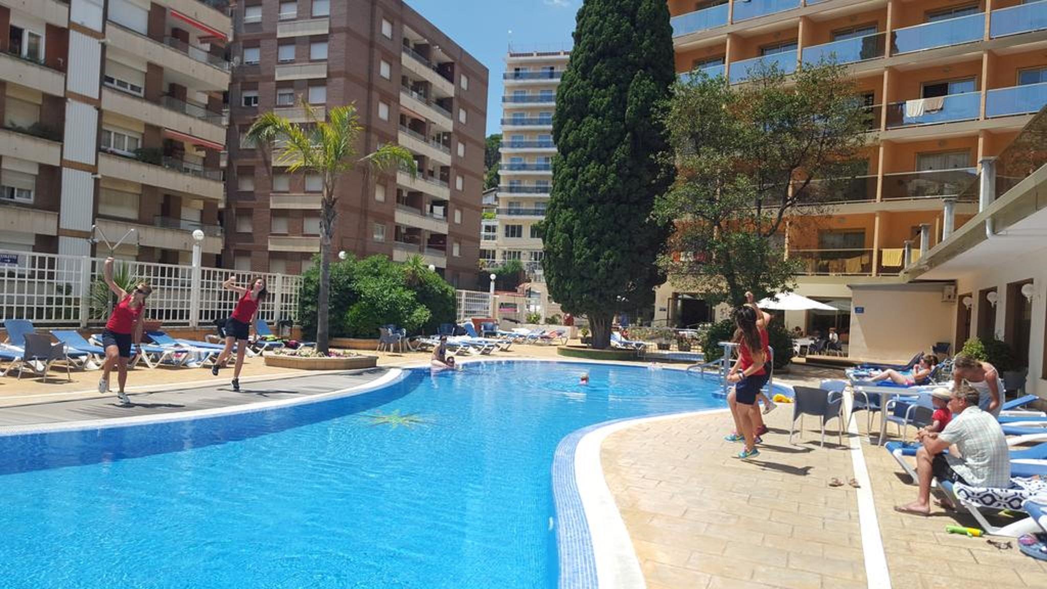 Hotel Bon Repòs Calella Exterior foto