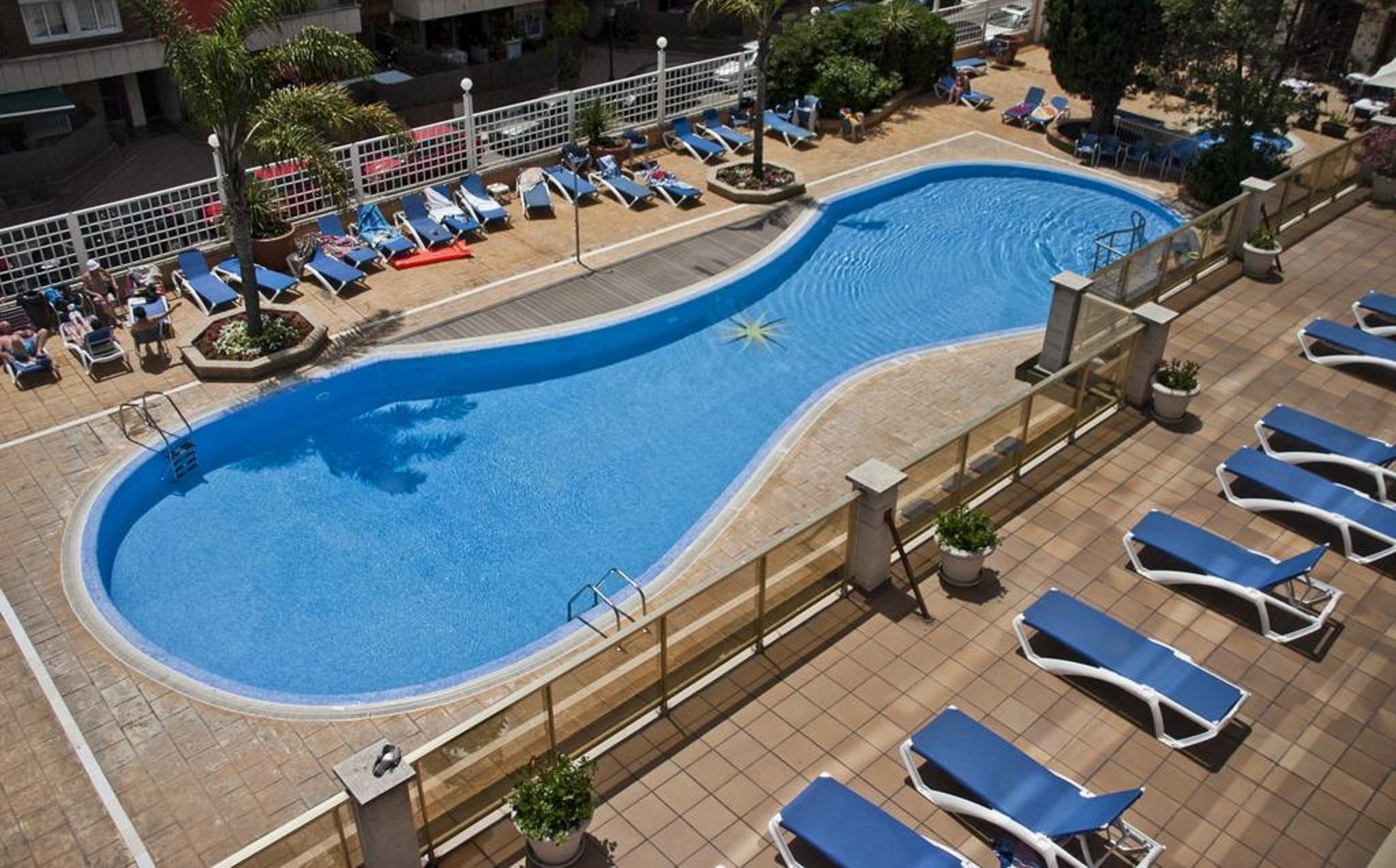 Hotel Bon Repòs Calella Exterior foto