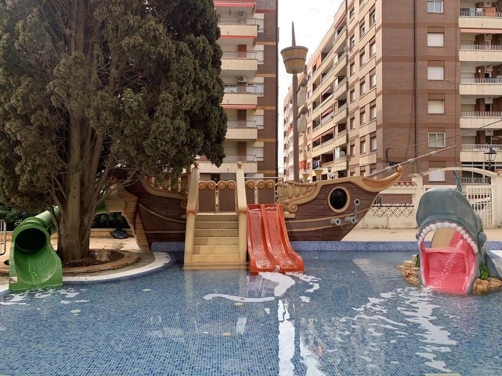 Hotel Bon Repòs Calella Exterior foto